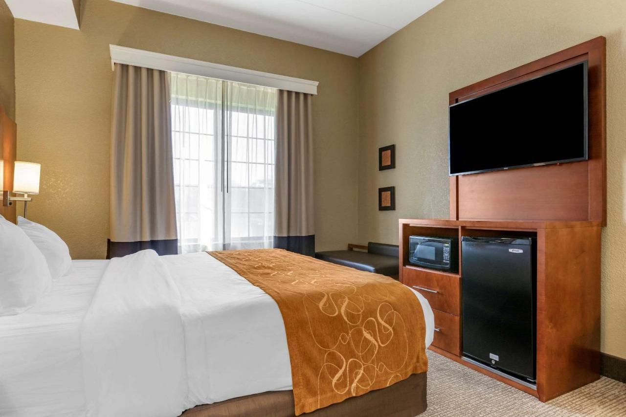 Comfort Suites Grand Rapids South Kentwood Экстерьер фото