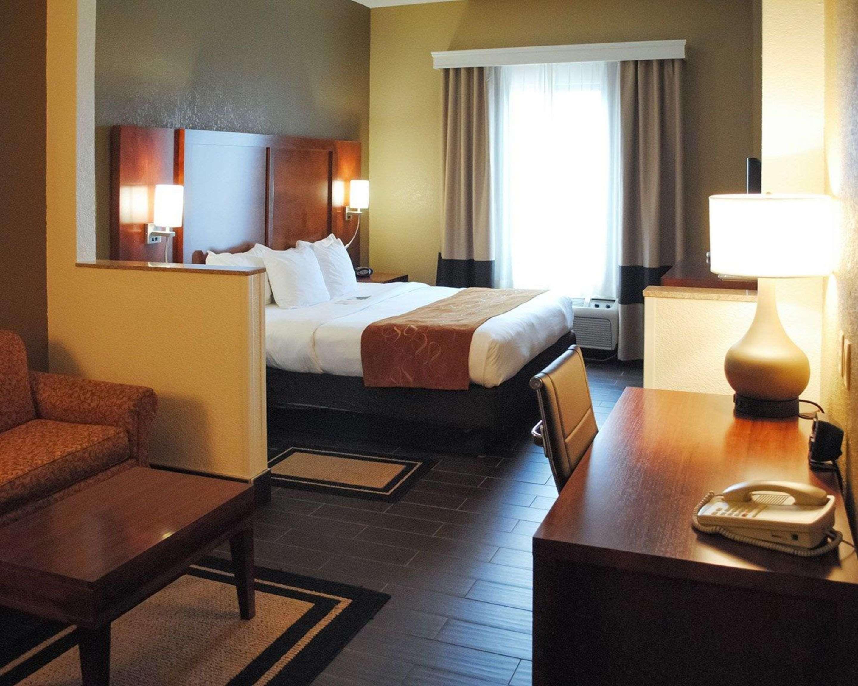 Comfort Suites Grand Rapids South Kentwood Экстерьер фото