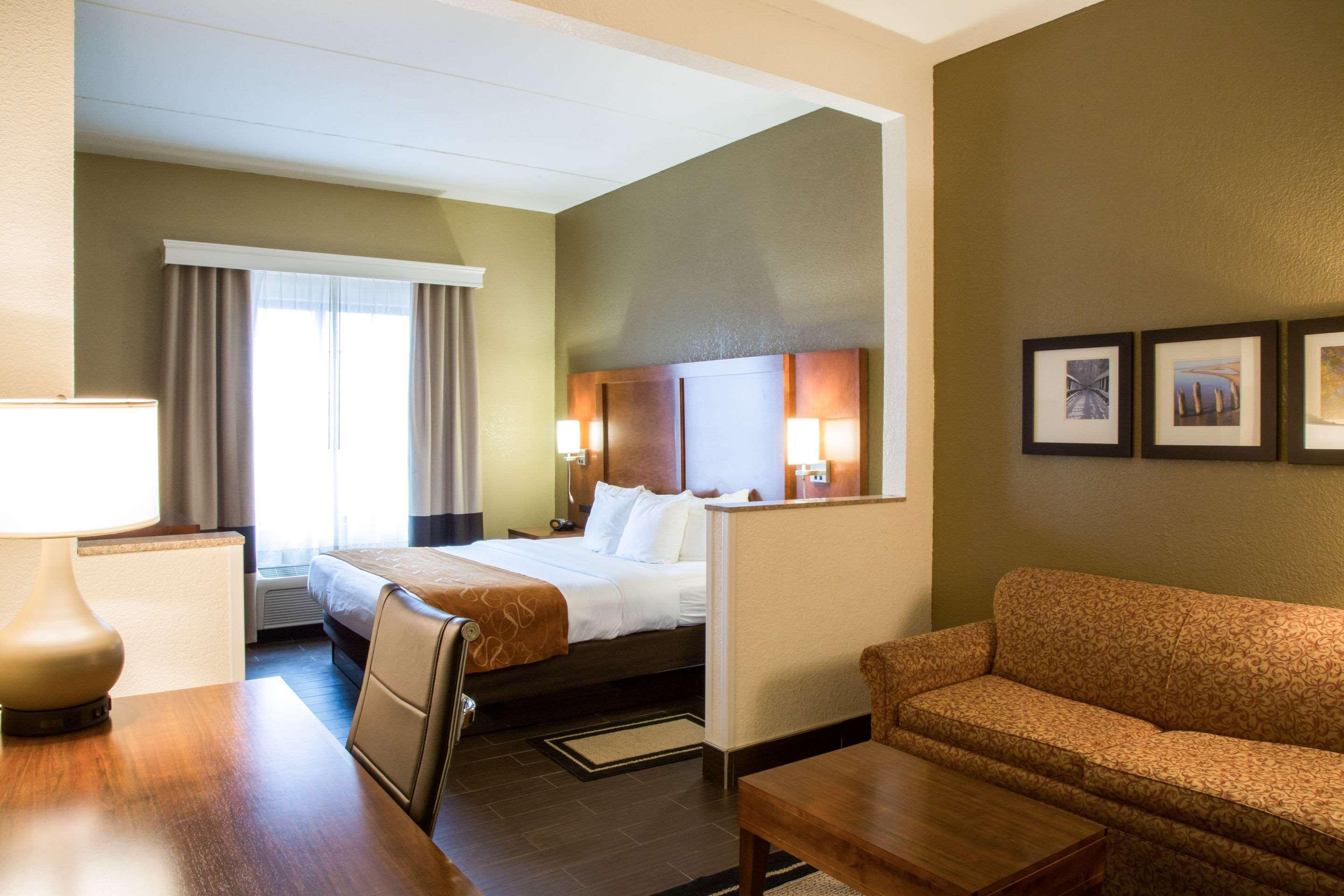 Comfort Suites Grand Rapids South Kentwood Экстерьер фото