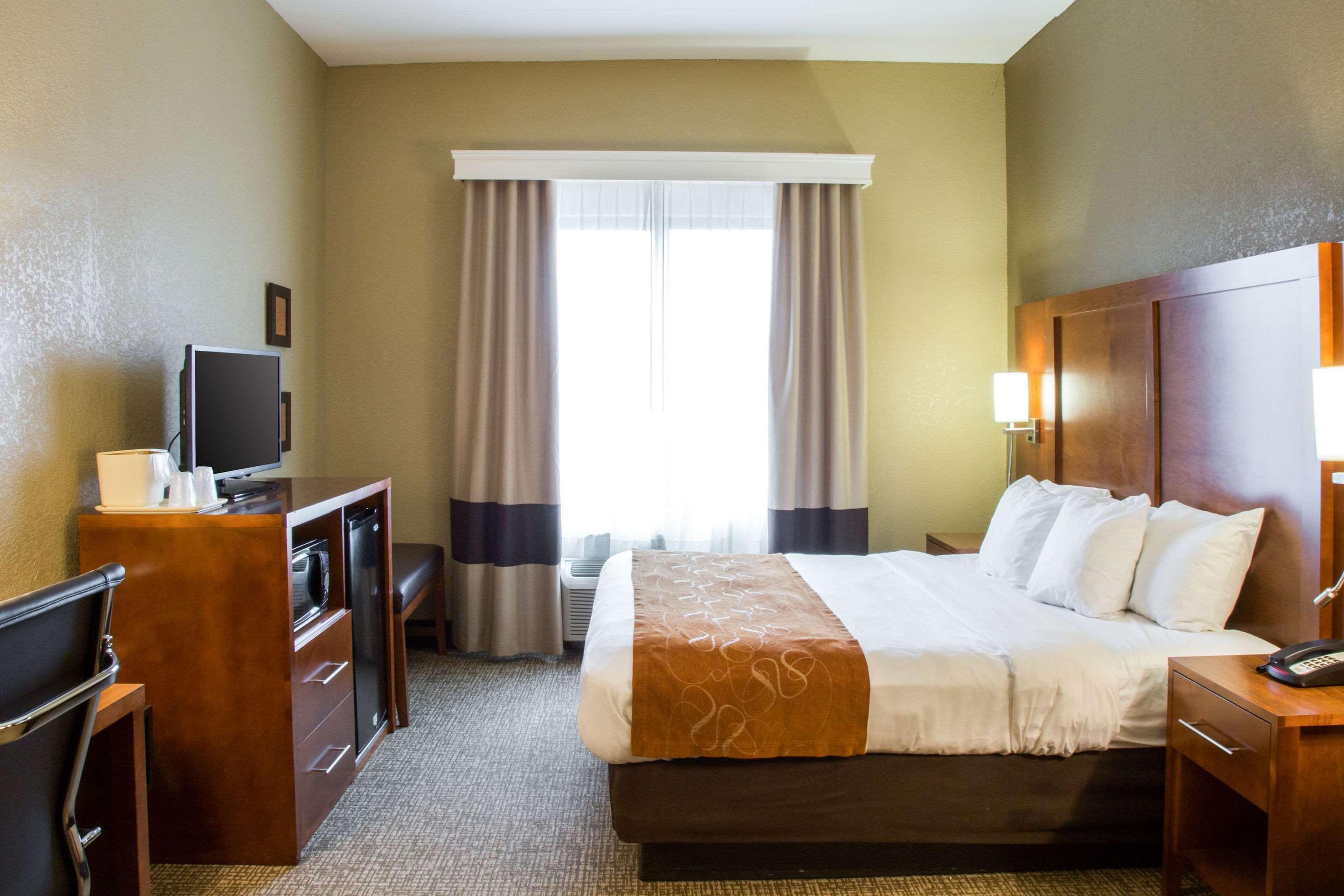 Comfort Suites Grand Rapids South Экстерьер фото