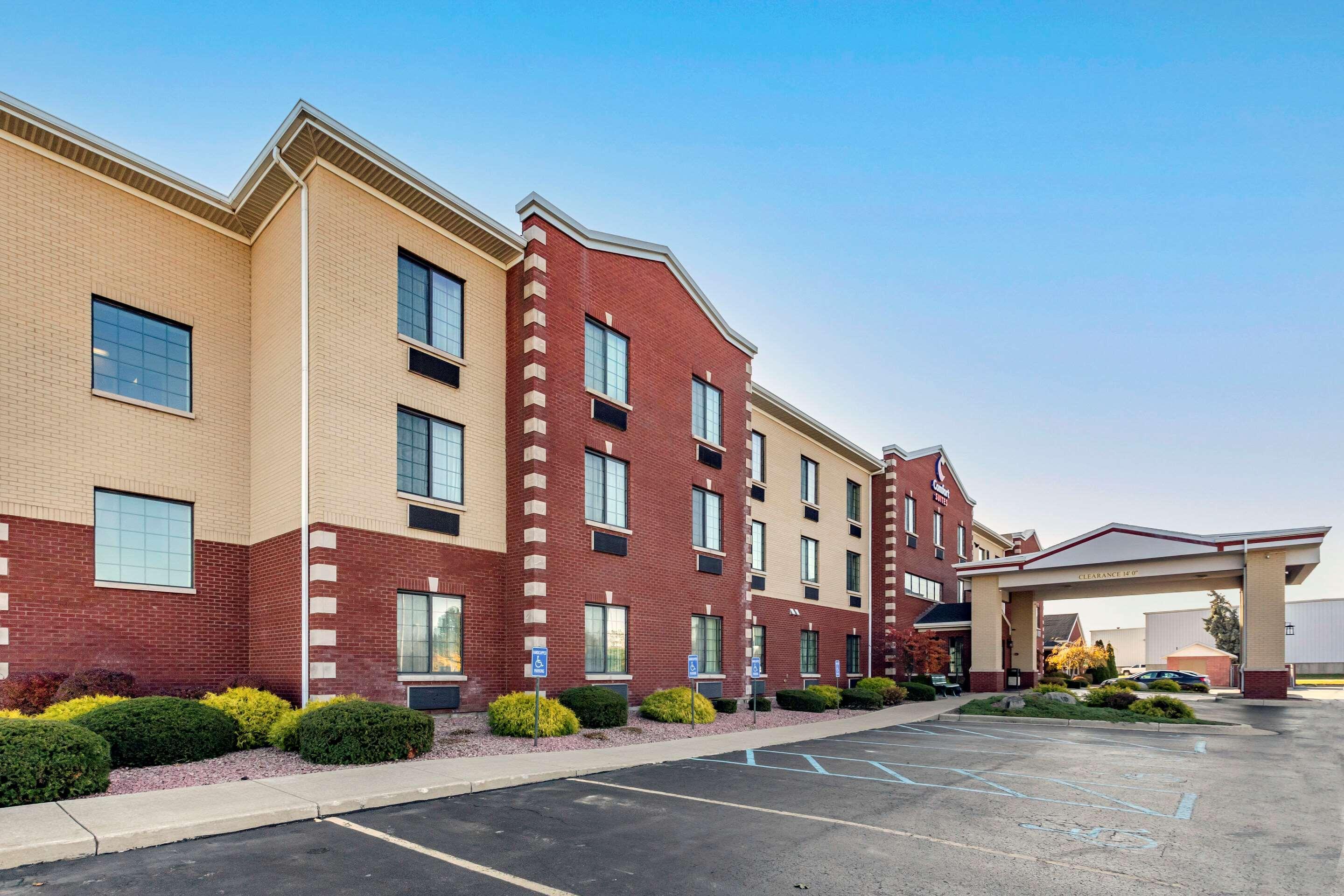 Comfort Suites Grand Rapids South Kentwood Экстерьер фото